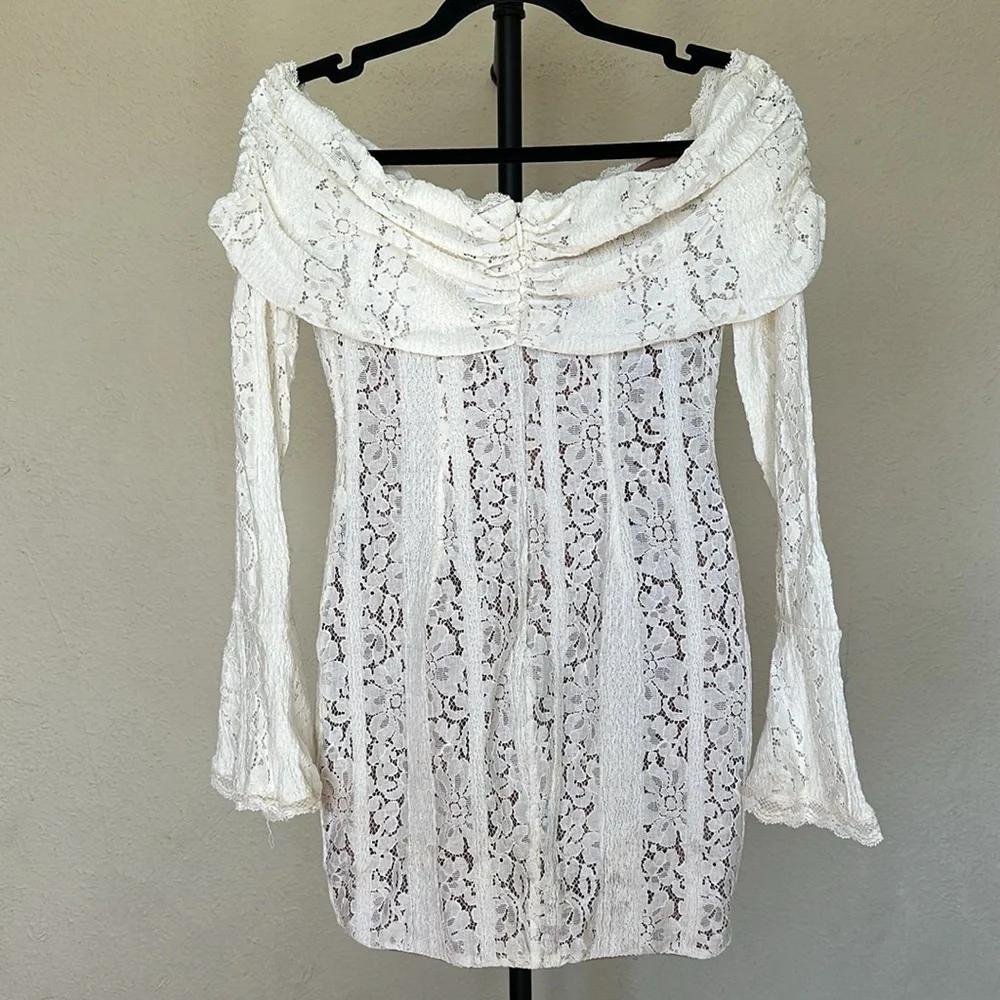 House of CB Sadie Vintage Cream Floral Lace Off Shoulder Mini Dress NWOT‎ size L - Picture 13 of 16